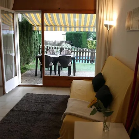 Laura Mar Apartment Palamos