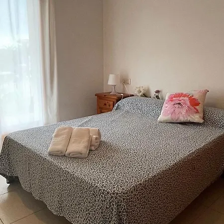 Laura Mar Apartment